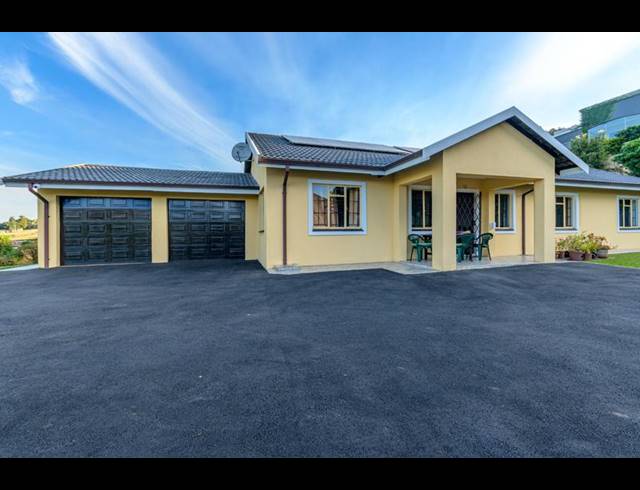 4 BEDROOM HOUSE FOR SALE IN CHASE VALLEY DOWNS